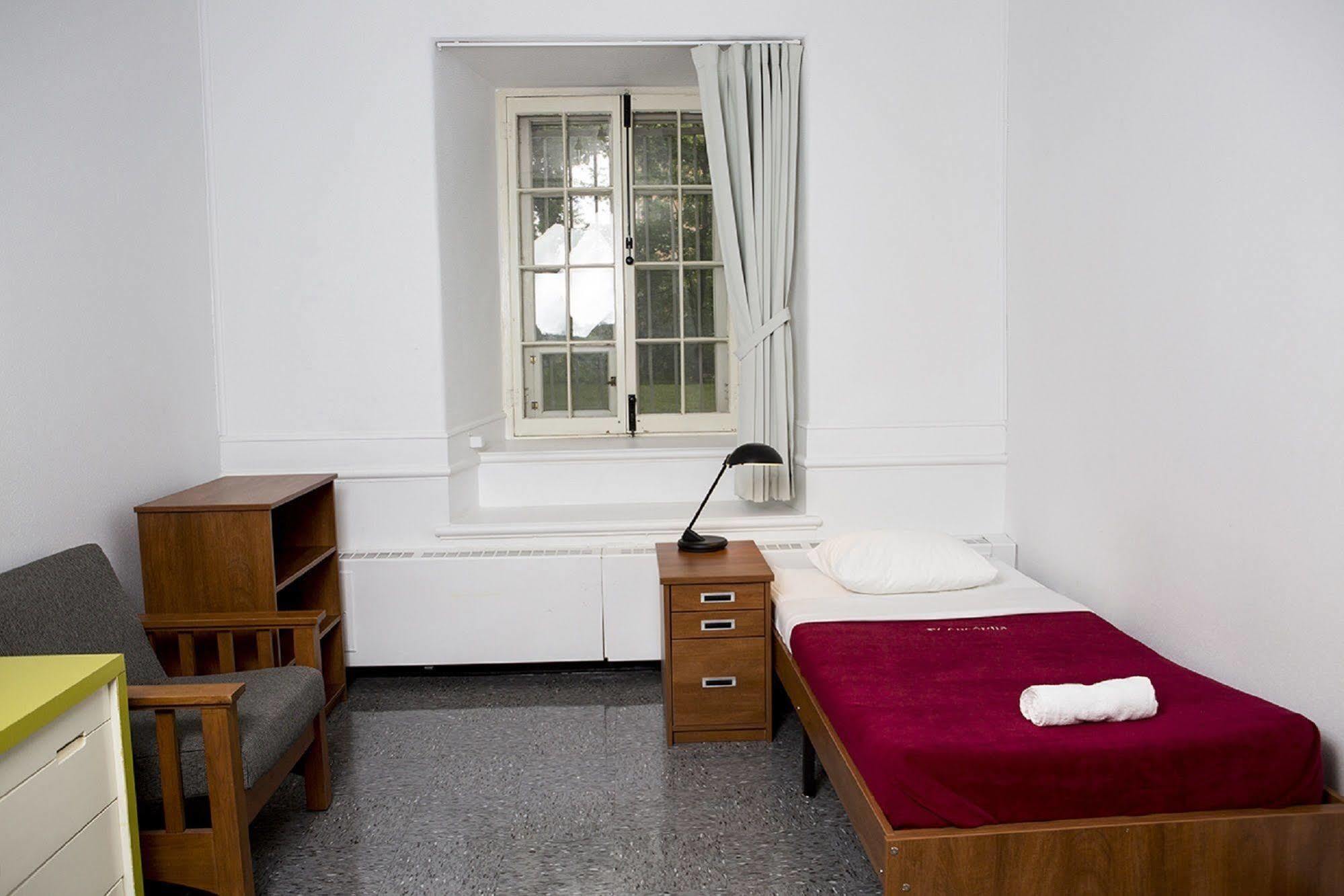 The Grey Nuns Residence By Concordia University Μόντρεαλ Εξωτερικό φωτογραφία