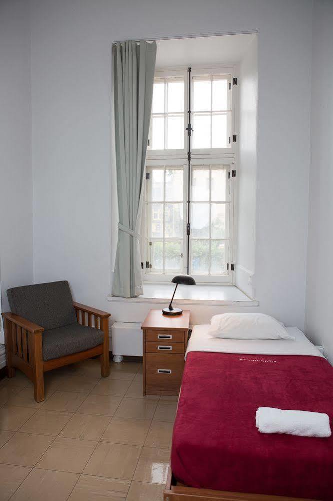 The Grey Nuns Residence By Concordia University Μόντρεαλ Εξωτερικό φωτογραφία